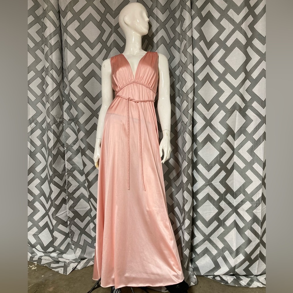 1950’s Vanity Fair nightgown